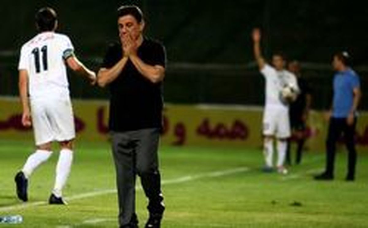 قلعه‌نویی: سالهاست به AFC دروغ می‌گوییم