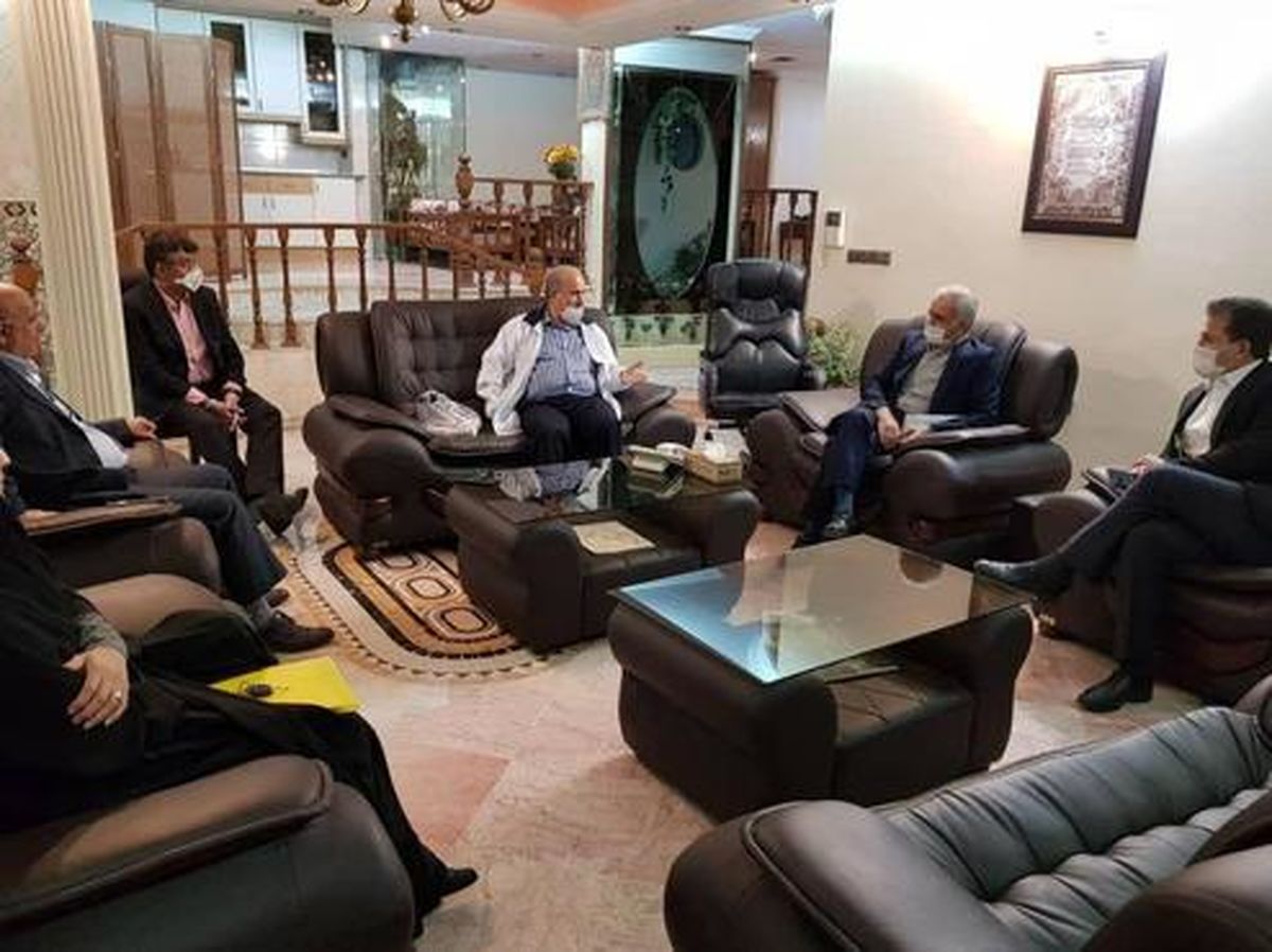 جدیدترین تصویر از مهدی تاج پس از ابتلا به کرونا و بازگشت به ایران