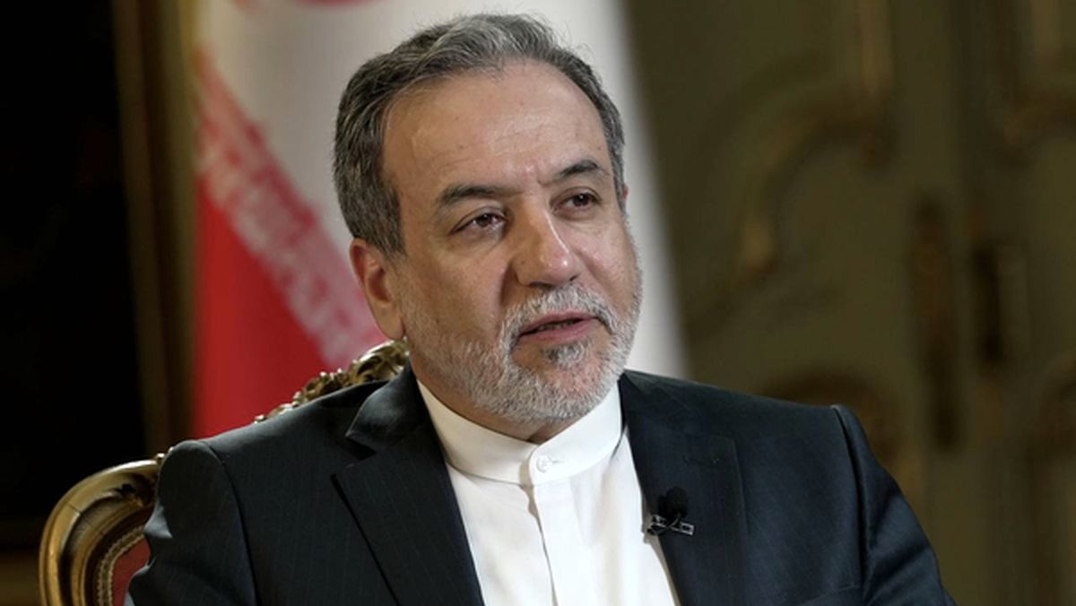 در جنگ ۱۲ روزه با تدبیر رهبری ظرف چند ساعت کشور سرپا ایستاد/آتشبس را مدیون نیروهای مسلحمان هستیم