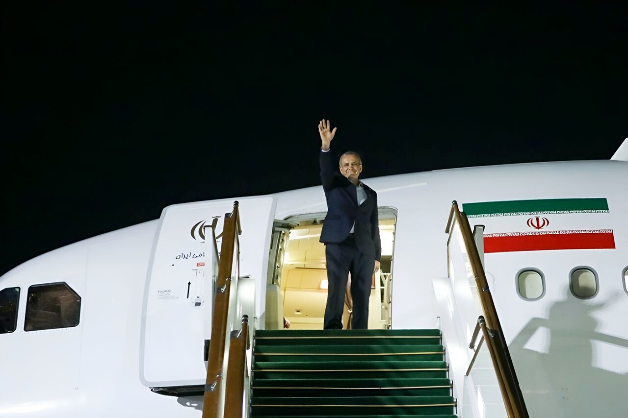 رئیس جمهور اصفهان را به مقصد تهران ترک کرد