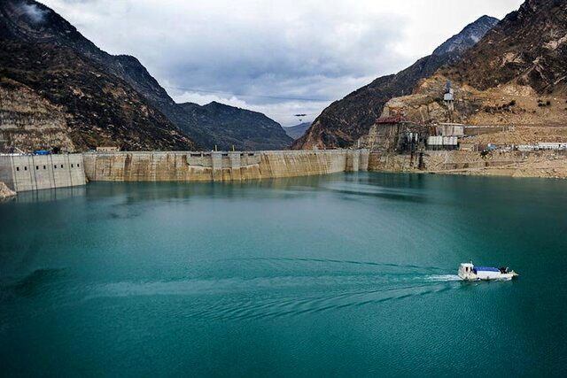 تصاویری از کاهش ۸۵ درصدی ذخایر آب سد کرج