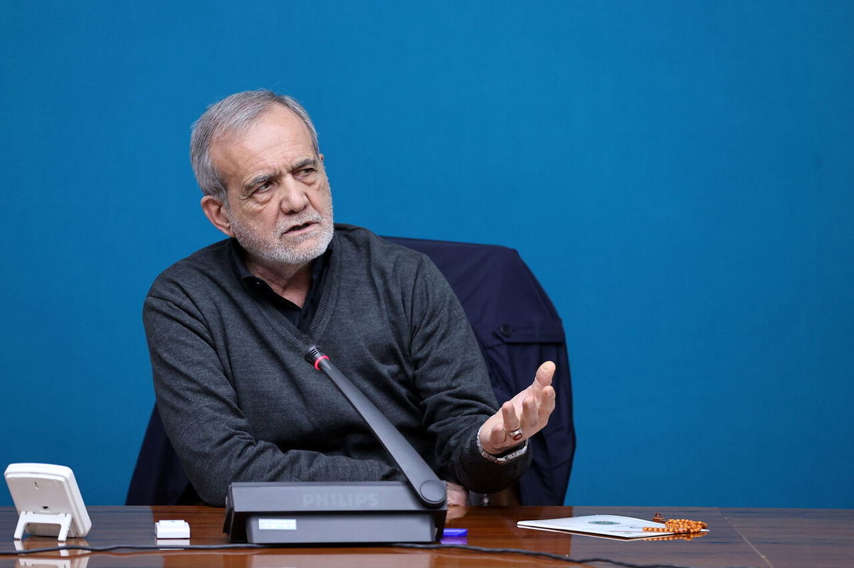 پزشکیان: وضعیت امروز کشور پیچیده‌تر از دوران جنگ است