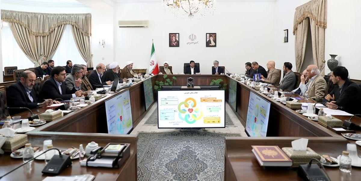  مخبر: متأسفانه برخی از فرزندان ایرانیان خارج از کشور با زبان فارسی بیگانه هستند