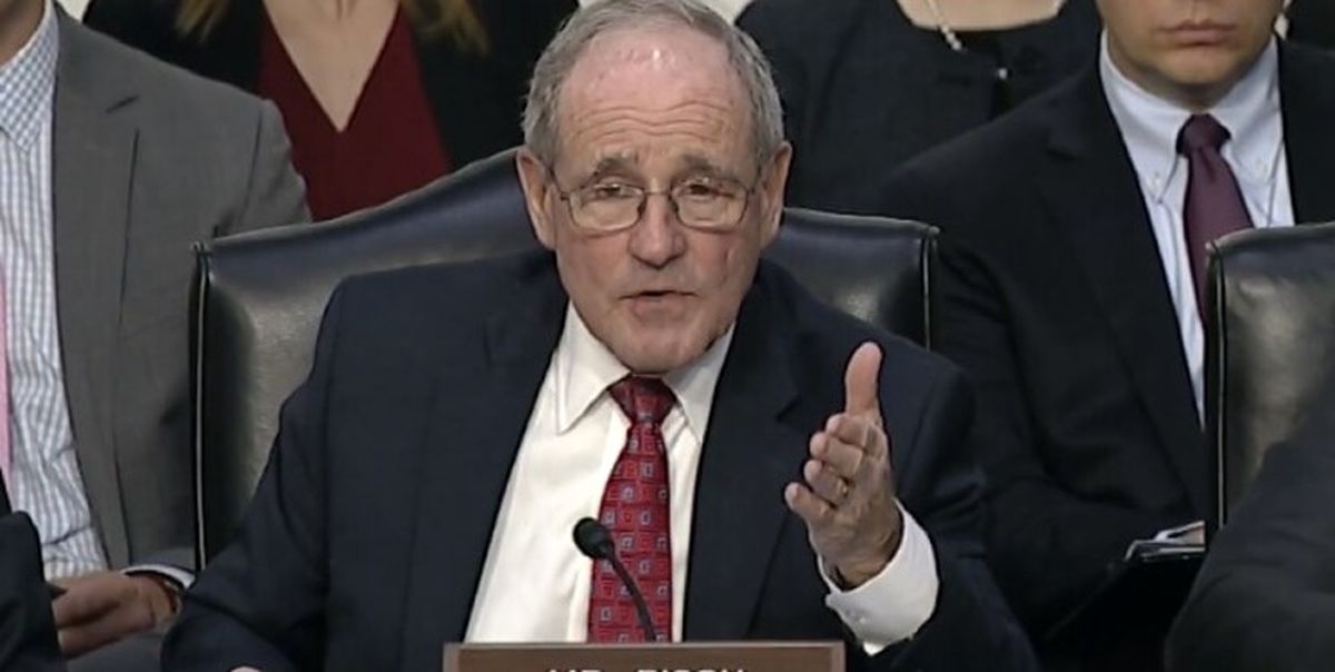 سناتور آمریکایی: در خصوص ایران، ما چند هفتهای است که در آستانه توافق هستهای قرار داشتهایم