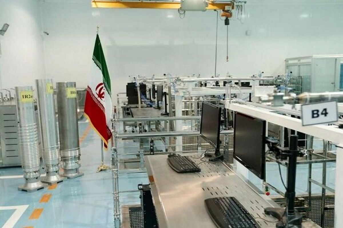 المجله/ اعتراف نهادهای اطلاعاتی آمریکا / ایران به دنبال ساخت سلاح هستهای نیست