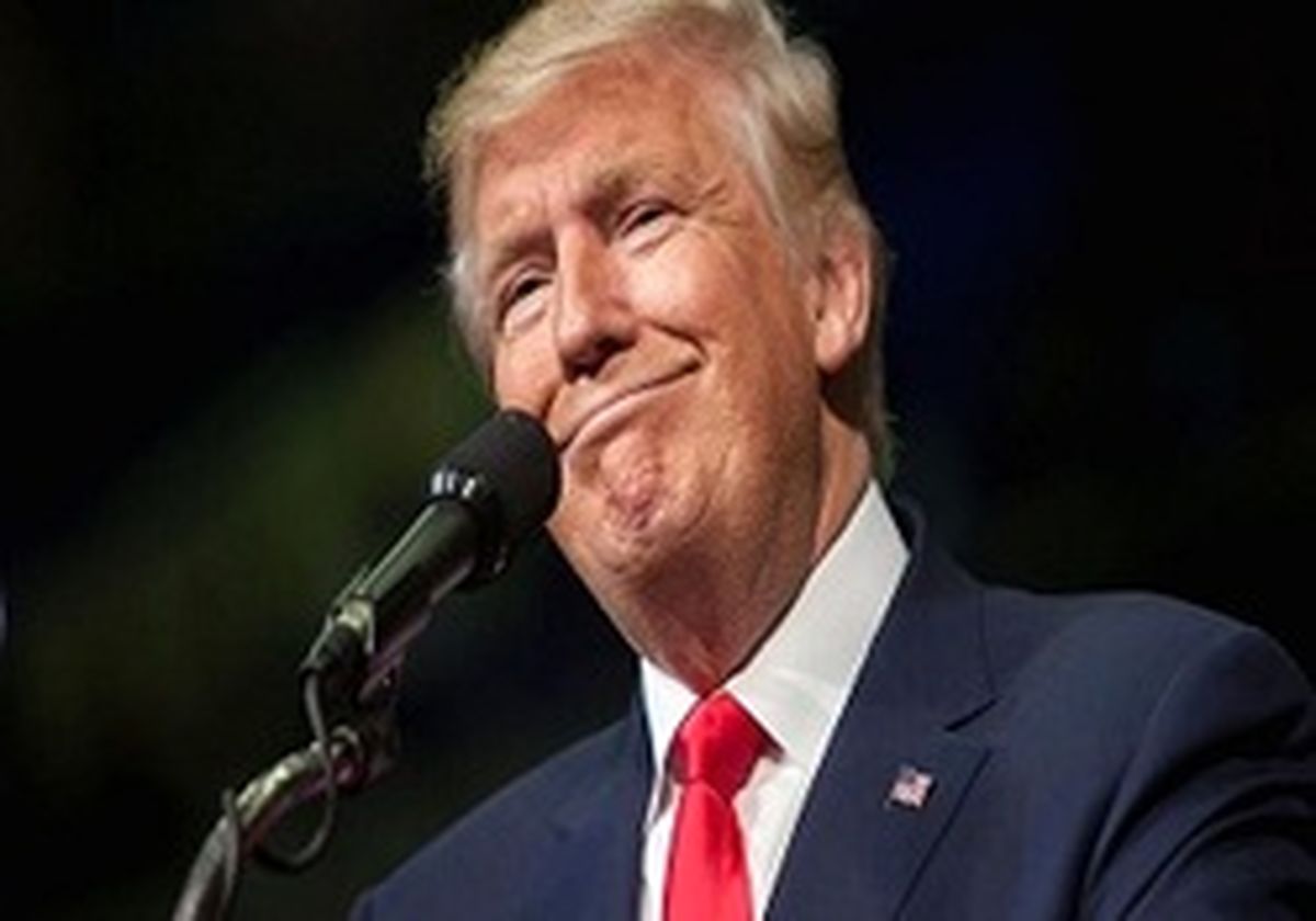 ترامپ محبوبیت ۴۵ درصدی‌اش را جشن گرفت!