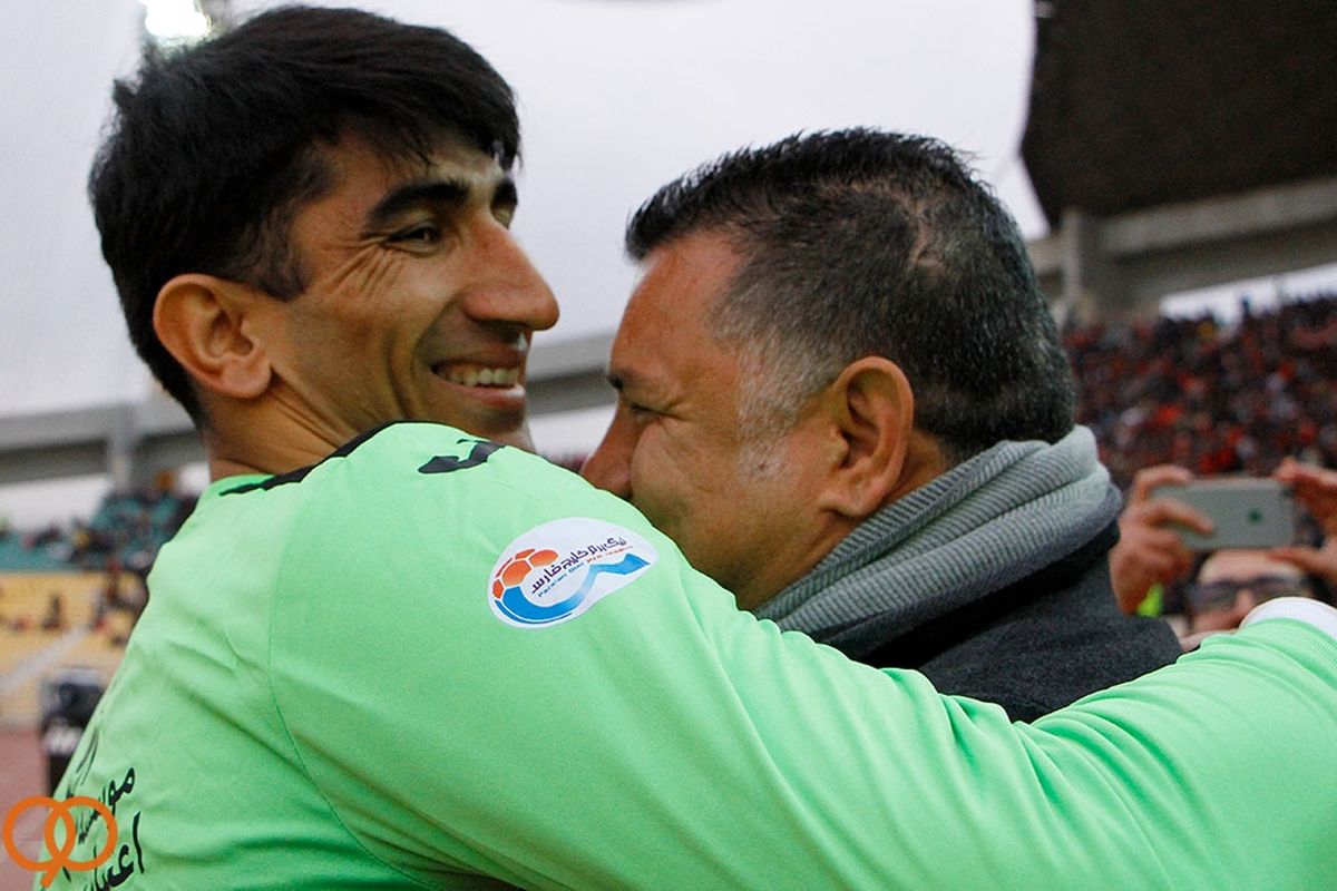 عکس: دایی در آغوش بیرانوند