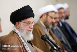 تصاویر: دیدار مسئولان دفتر تبلیغات اسلامی با رهبر انقلاب