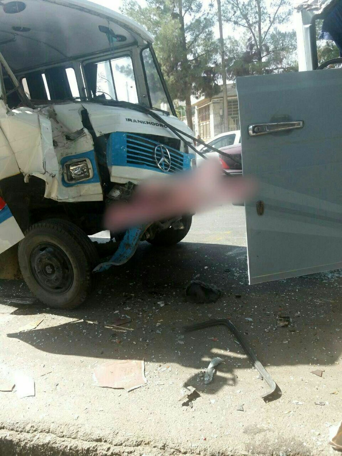 تصادف سرویسهای مدرسه اینبار در بیرجند! +عکس