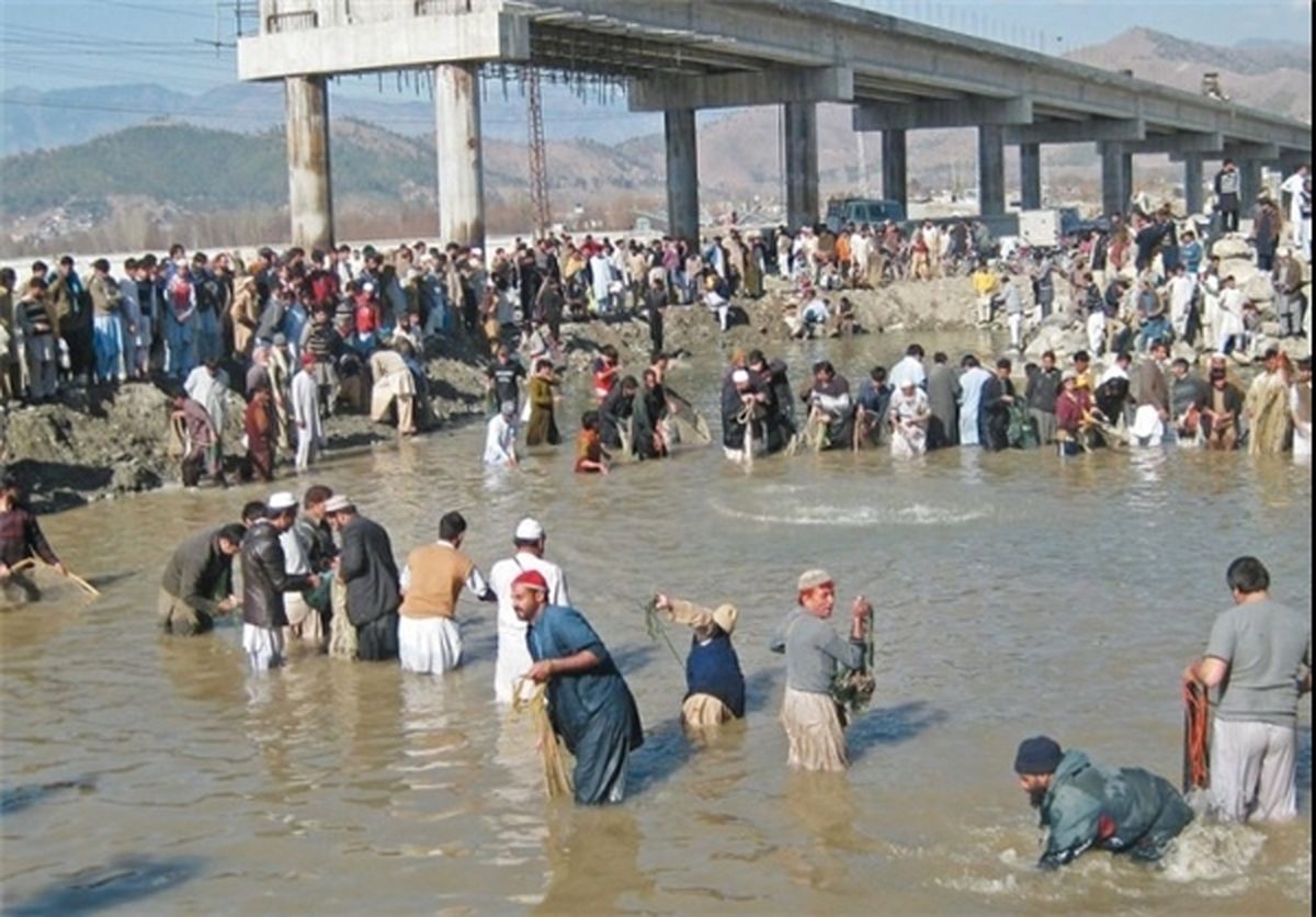 هدیه سیلاب برای مردم «سوات»! +تصاویر