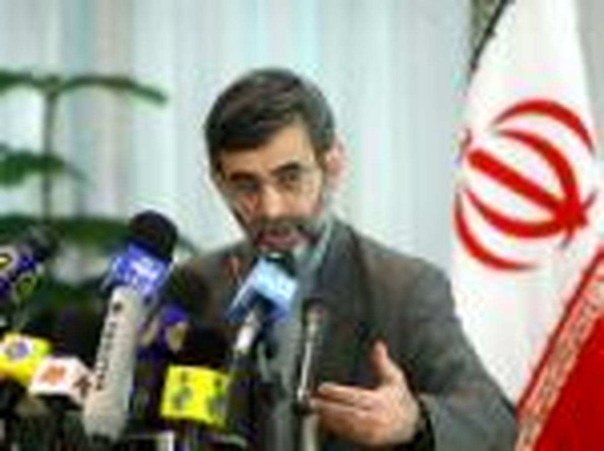 الهام: اسکندري استعفا نداده و نخواهد داد