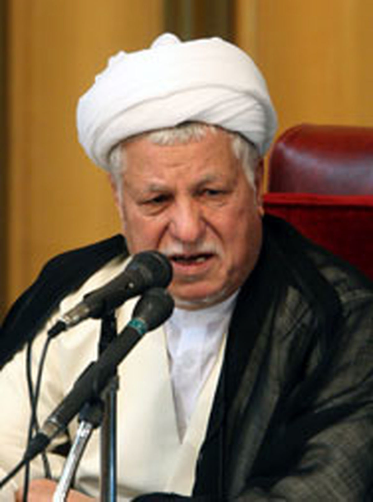 هاشمی و  اصلاح اساسنامه دانشگاه آزاد