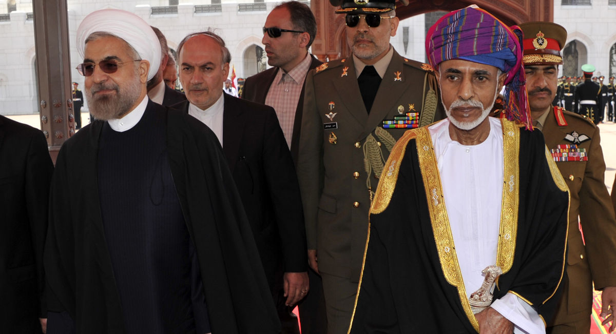 کشوری که همزمان با شدت گرفتن تحریمهای آمریکا ارتباطاتش با ایران را تقویت میکند/ایران قصد دارد حجم عظیمی از زیرساختهای خط لوله را در سراسر خاورمیانه ایجاد کند/سیاست بیطرفی عمان به چالش کشیده شده است