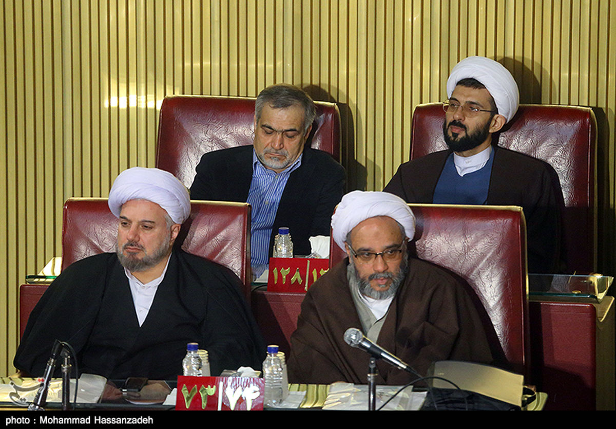 برادر روحانی درصحن مجلس خبرگان/عکس