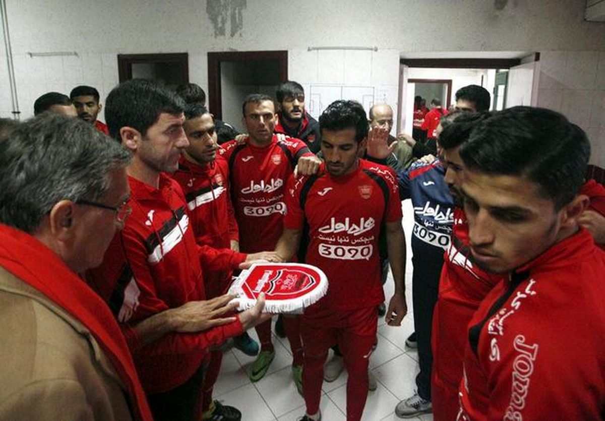 تصاویر: وقتی پرسپولیسی‌ها هم قسم می‌شوند