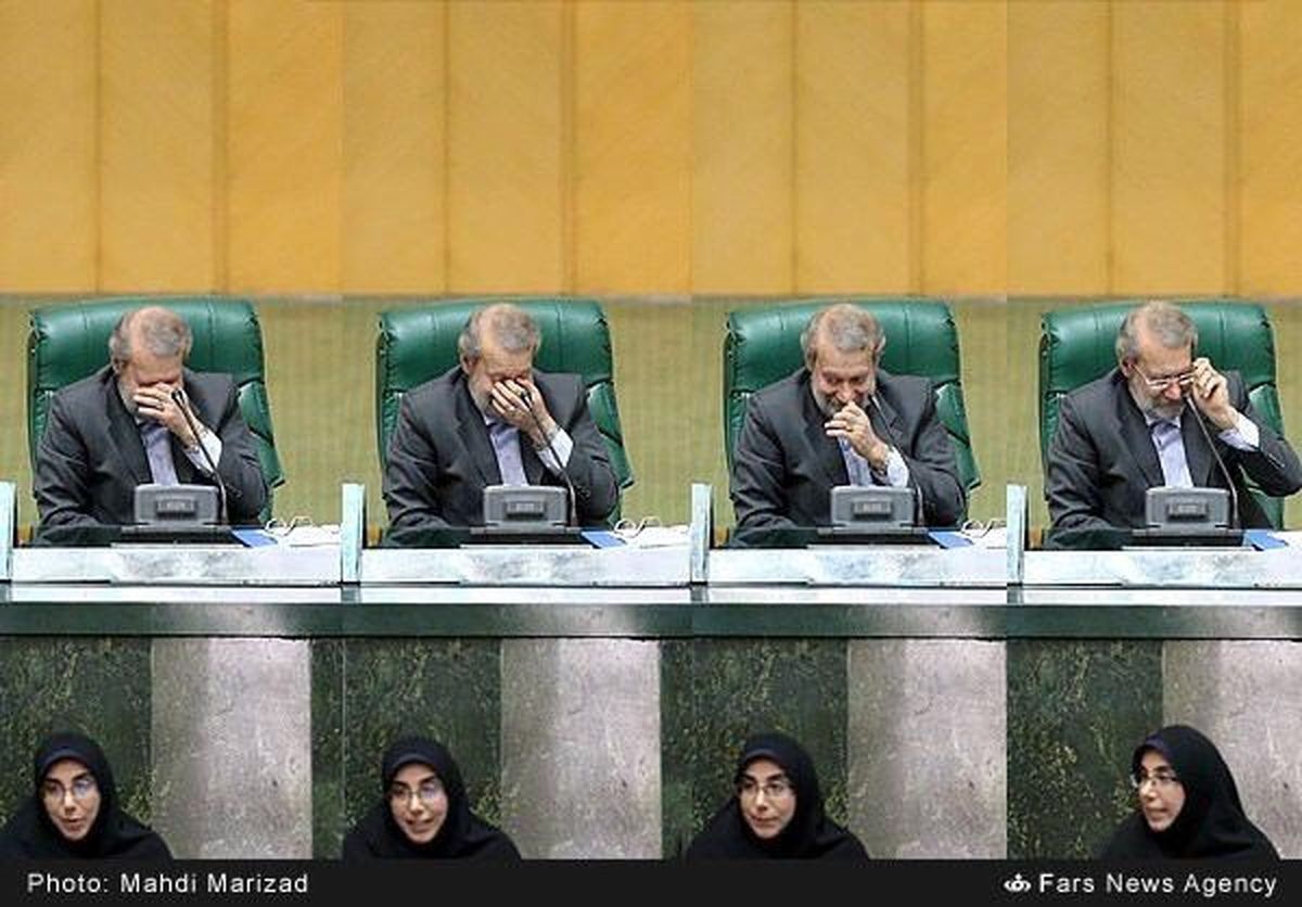 لاریجانی: نخندیدم، چشمم را ماساژ دادم! +عکس
