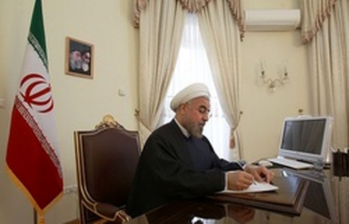روحانی درگذشت پدر شهیدان حاجی باقری فرد را تسلیت گفت