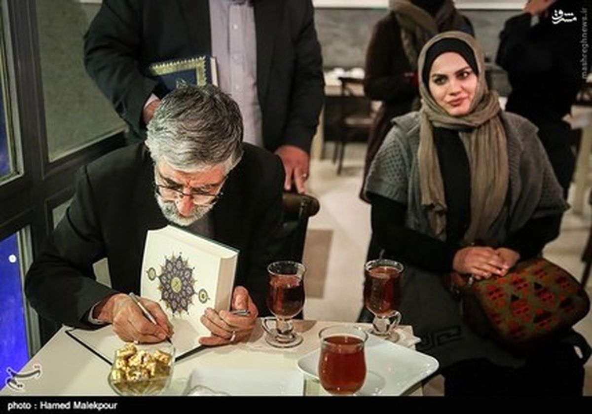 عکس/ هدیه حدادعادل به خانم کارگردان