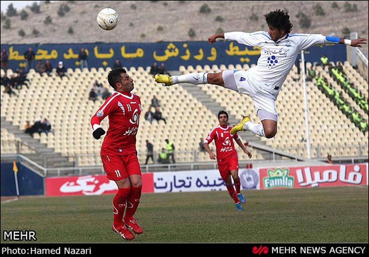 عکس/حرکتی عجیب در لیگ برتر