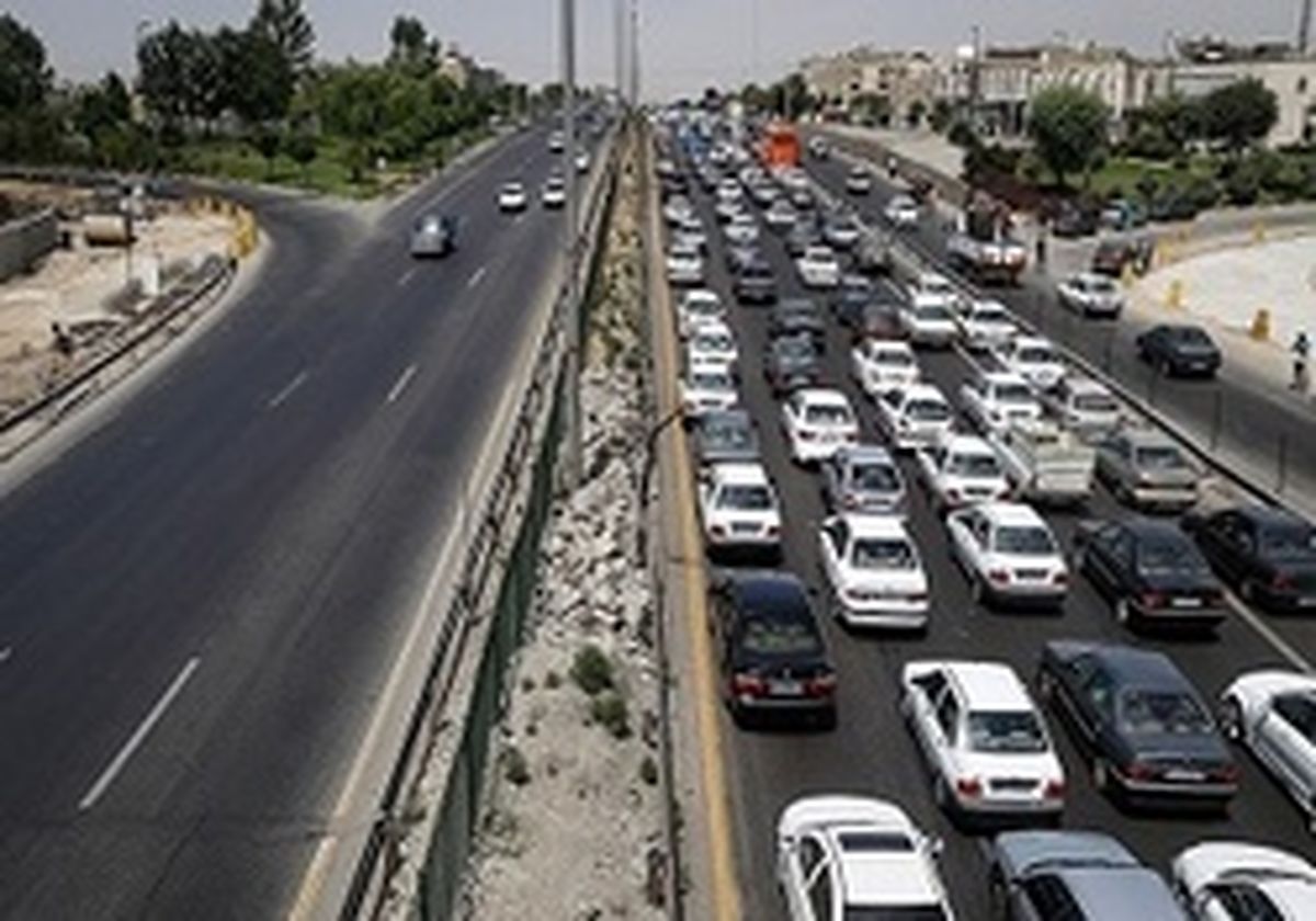 ترافیک نیمه سنگین در آزادراه کرج-تهران
