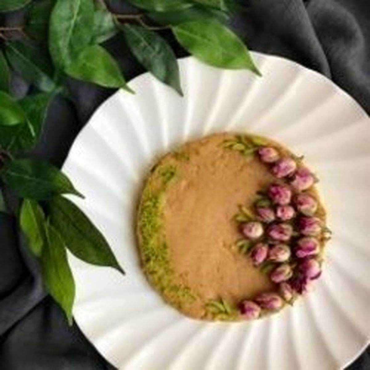 دستور تهیه حلوا با عسل به صورت مرحله‌ای