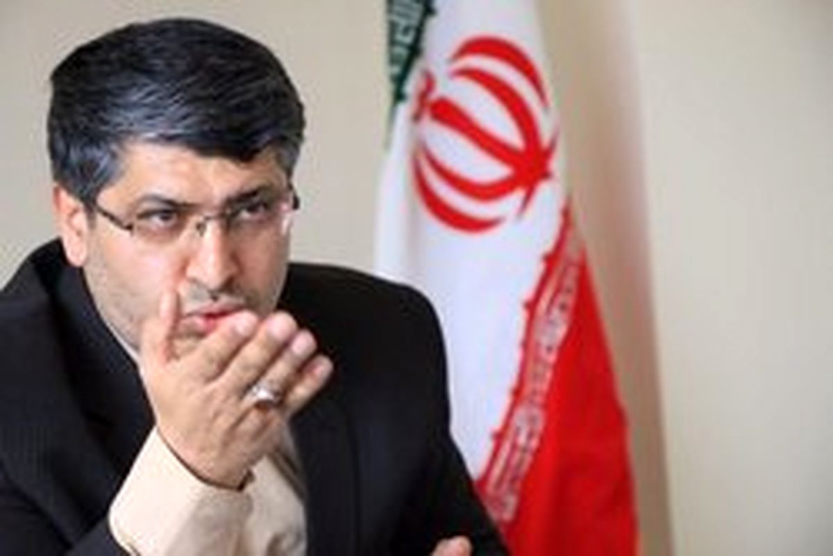 انتقاد از تعلل دولت در ارائه بسته حمایتی