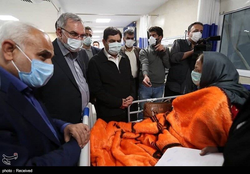 تصاویر: بازدید مخبر از مناطق زلزله زده هرمزگان