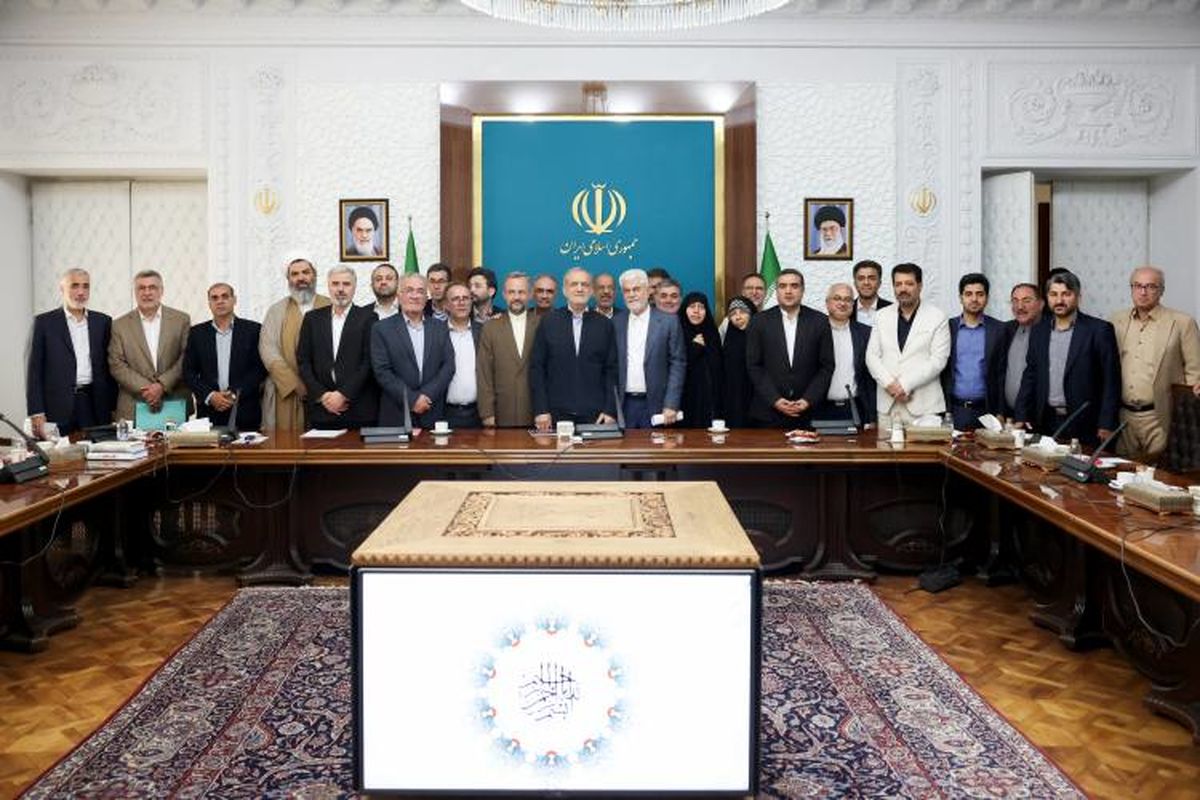پزشکیان: اصلاح نظام سلامت با اجرای پزشک خانواده و نظام ارجاع آغاز میشود