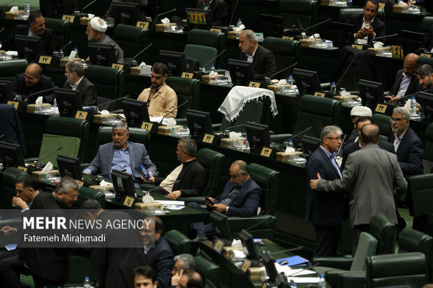 بررسی تفحص از عملکرد 6 بانک در دستور مجلس