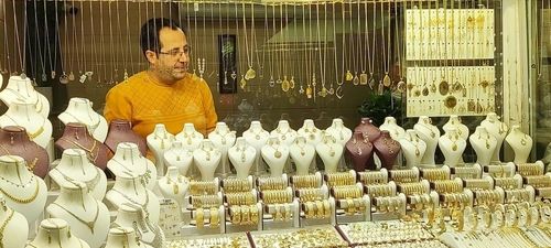 تغییرات قیمت طلا ۱۸ عیار در واکنش به مذاکرات