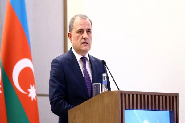  آذربایجان: در روابط تهران- باکو در یک نقشه راه تفاهم داریم