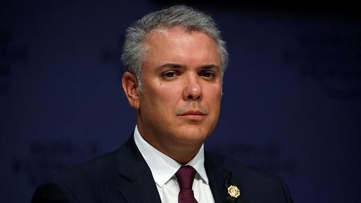 تاکید رئیس جمهور کلمبیا بر لزوم حفظ روابط با ایران/همراه شدن وزیر دفاع کلمبیا و رژیم صیونیستی علیه تهران