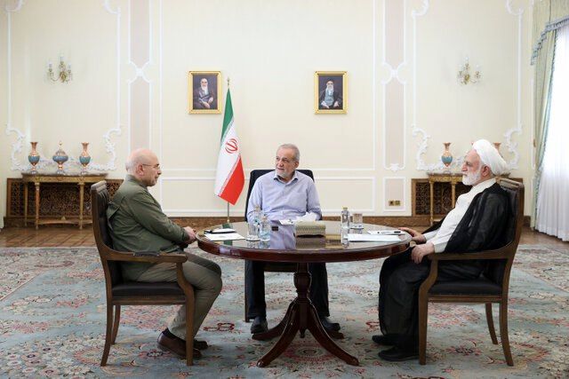 نشست مشترک سران قوا به میزبانی رئیس جمهور