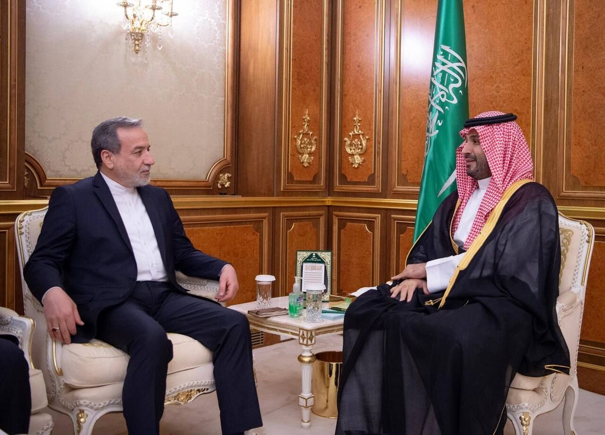 محمد بن سلمان: رهبری عربستان مصمم به توسعه روابط با ایران در همه عرصههاست