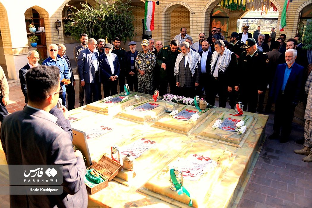 بازدید سرلشکر رضایی از مرکز فرهنگی و موزه دفاع مقدس مازندران