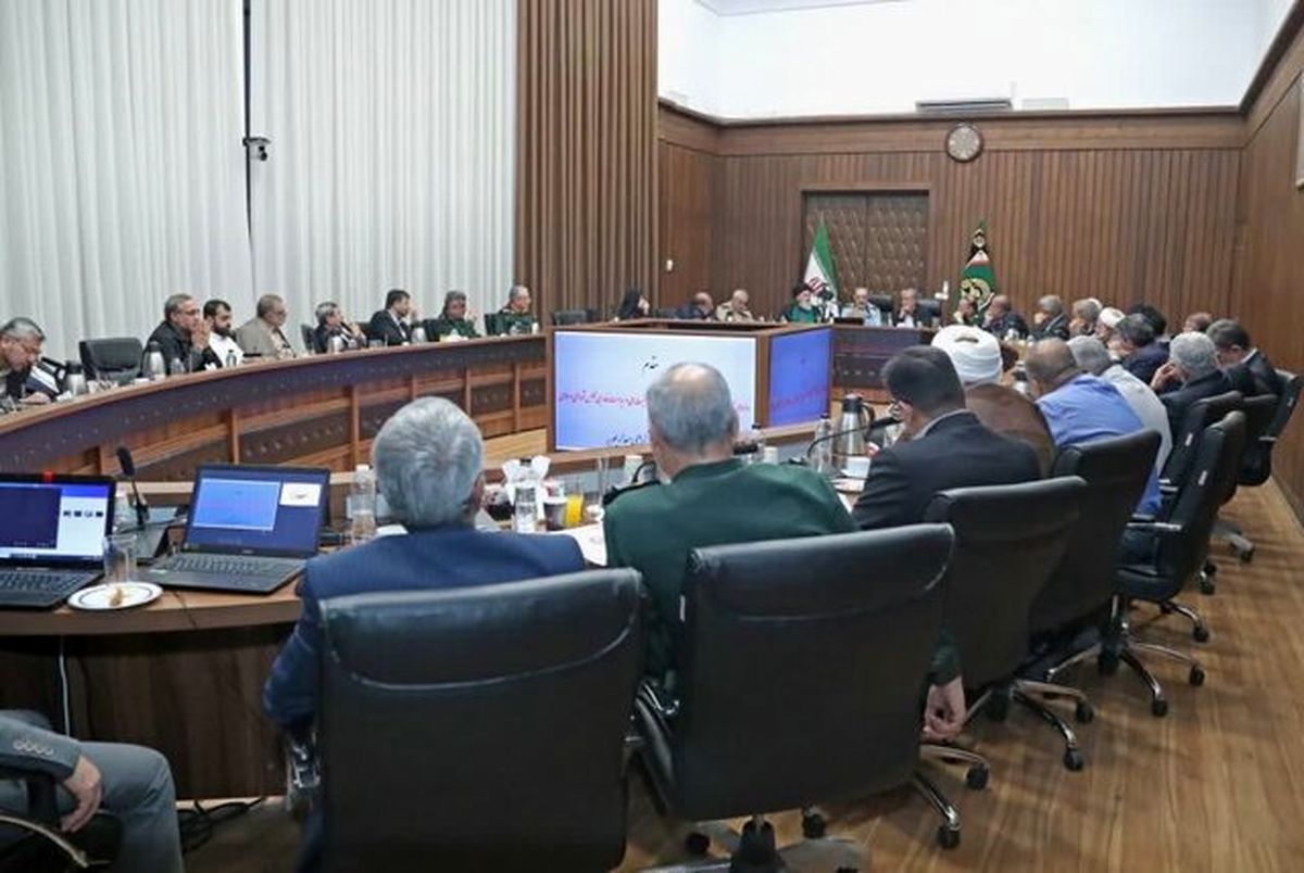 نشست مشترک وزیر دفاع با نمایندگان مجلس