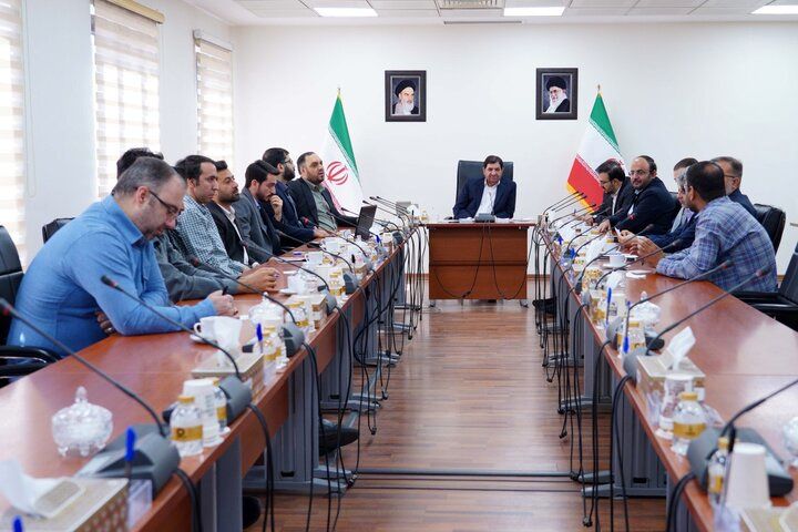 دستیار رهبر انقلاب: کارهای بزرگ ایران پس از انقلاب با نگاهی هنرمندانه معرفی شود