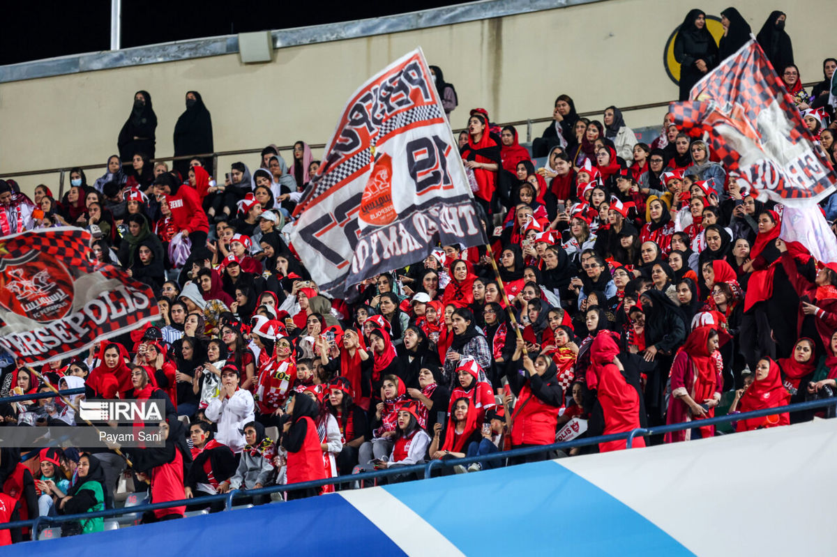 سوپرجام به پرسپولیس اهدا شد
