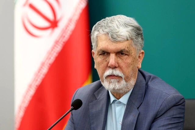 هشدار وزیر فرهنگ و ارشاد اسلامی درباره نظام دوگانه در مجوز برگزاری تجمعات