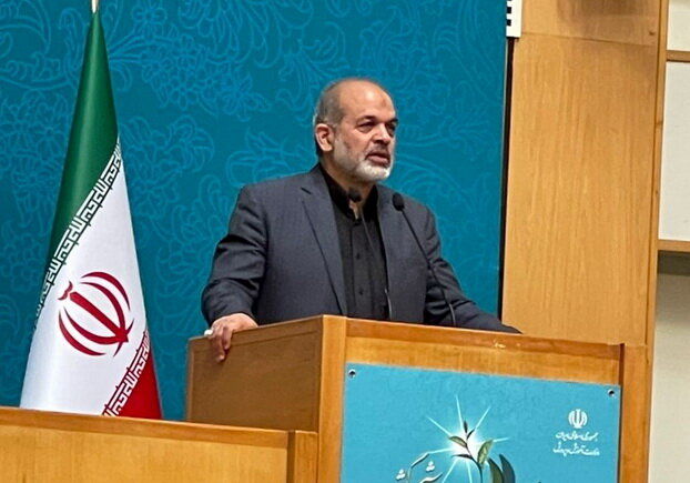 وزیر کشور: دشمنان خیال باطل نکنند