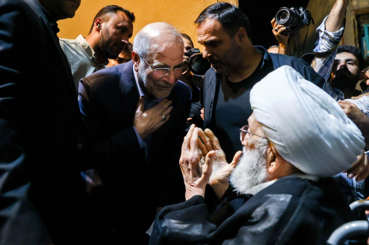 تصاویر: دیدار قالیباف و آیت‌الله رهبر شیعیان بحرین 