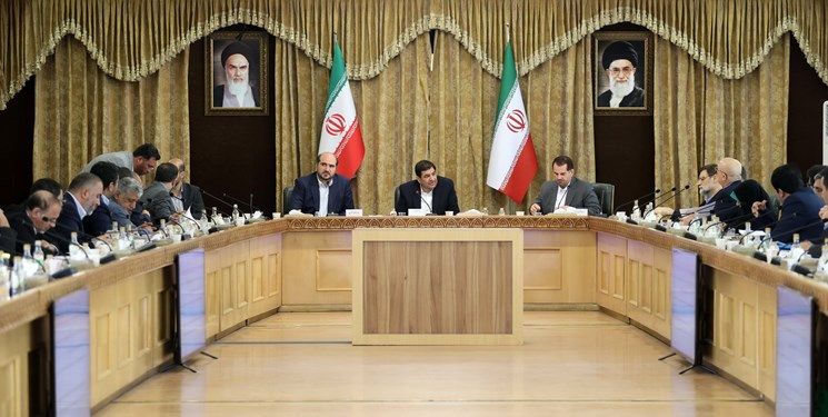 جلسه مخبر برای طرح‌های نیمه تمام کهگیلویه و بویراحمد در سفر استانی رئیسی