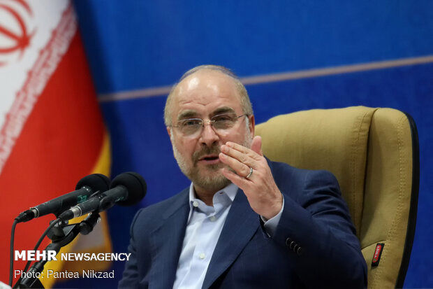 قالیباف: اولویت جمهوری اسلامی ایران، توسعه روابط با همسایگان و کشورهای اسلامی است