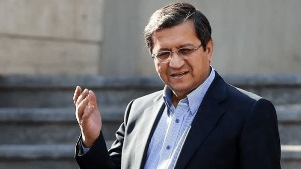 واکنش همتی به صف میلیونی وام ازدواج/  ارز را تک نرخی می کنیم