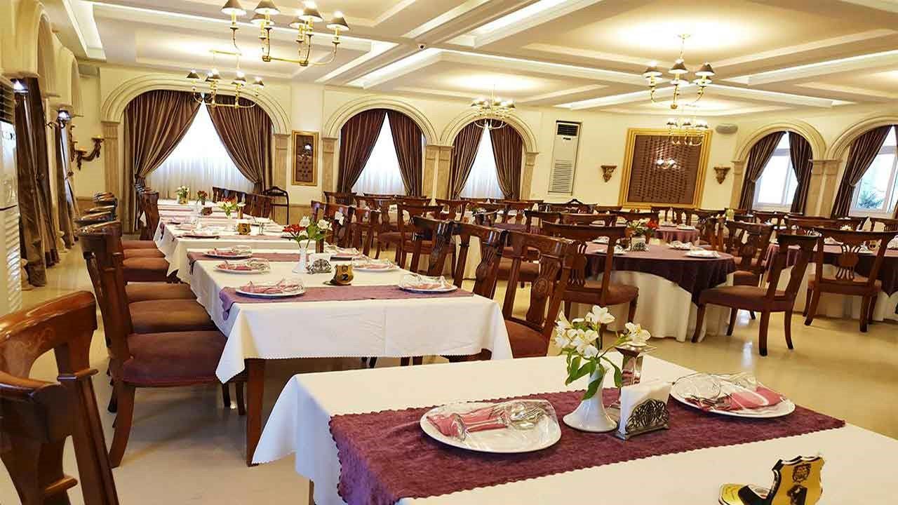رستوران های سنتی نزدیک هتل سی نور مشهد