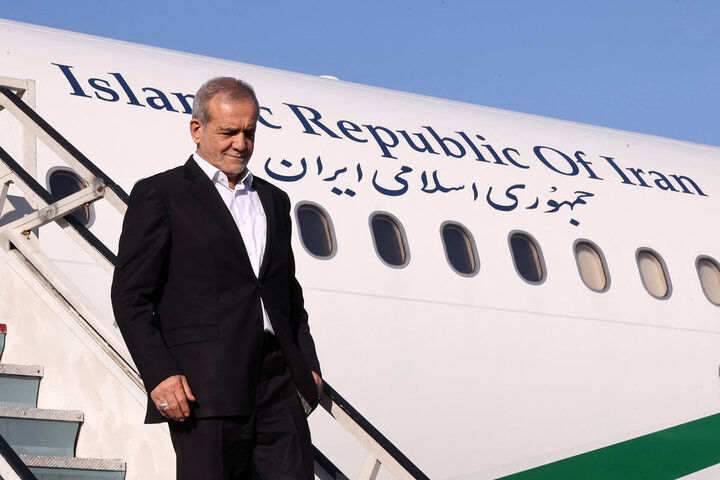 پزشکیان: ما خودمان را تحریم کردهایم/ رئیس جمهور در در نشست با فعالین اقتصادی: مسیر توسعه را باید به سمت خلیج فارس هدایت کنیم