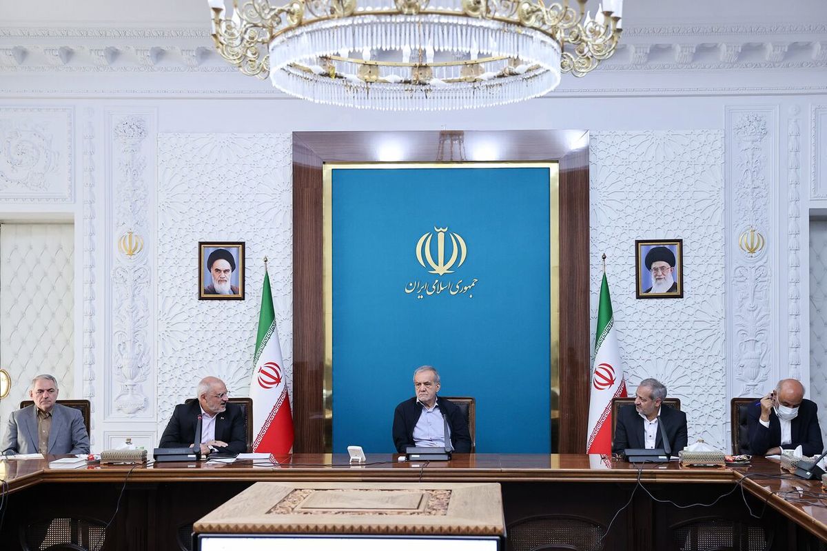 پزشکیان: مجموعه آموزشی باید مانند یک موجود زنده عمل کند