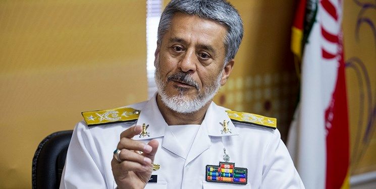 دریادار سیاری: امروز عرصه‌های جنگ تغییر پیدا کرده است
