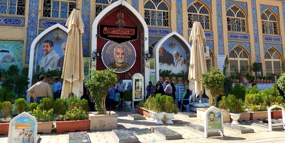 تجدید بیعت رئیس سازمان انرژی اتمی با سردار شهید سلیمانی