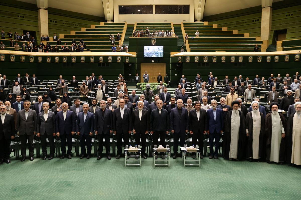 |پزشکیان خطاب به ترامپ: دزدان و تروریست‌های قهار کره زمین به ما می‌گویند دزد و تروریست!